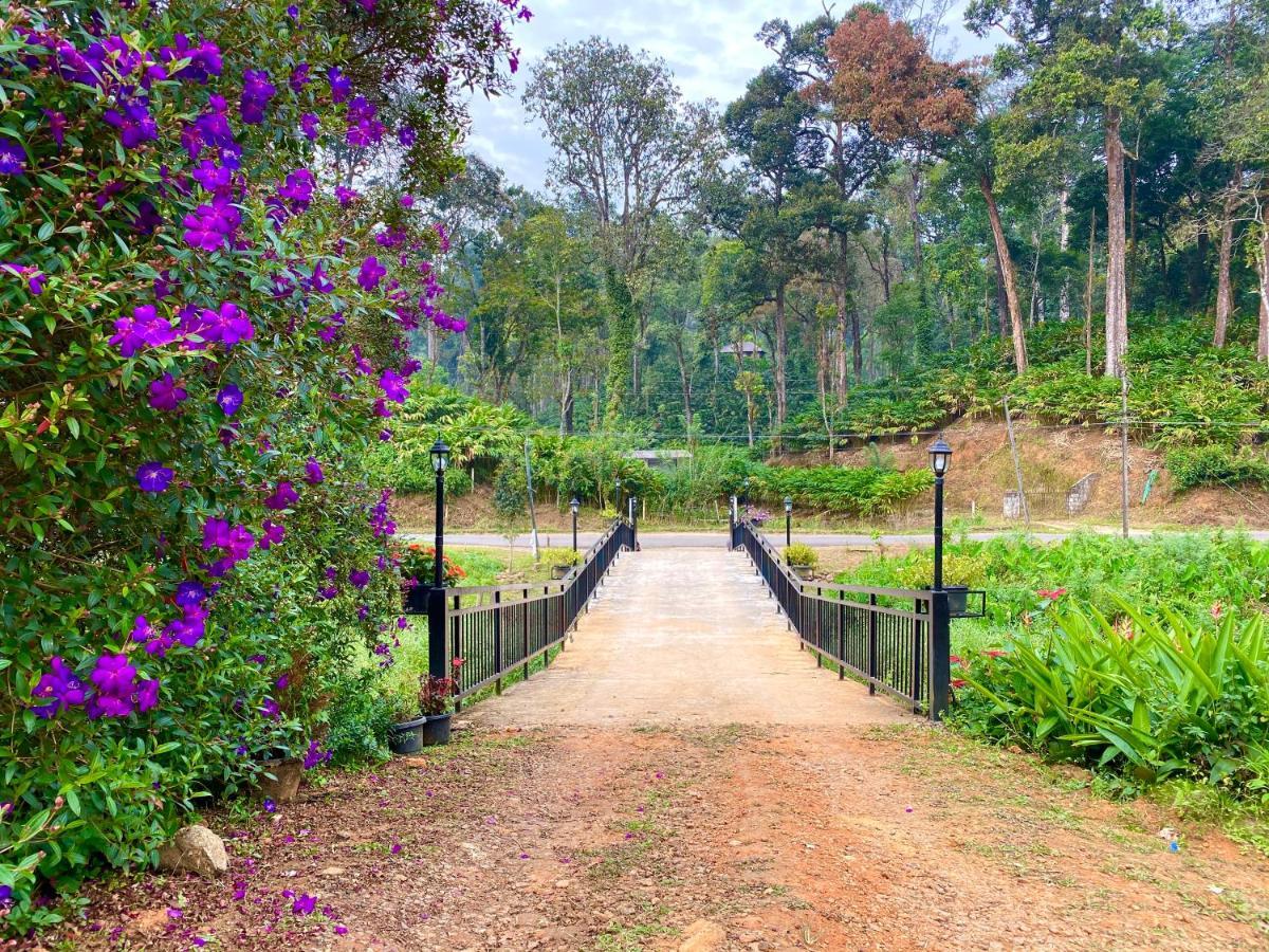 Flower Valley Plantation Homestay Munnar Esterno foto