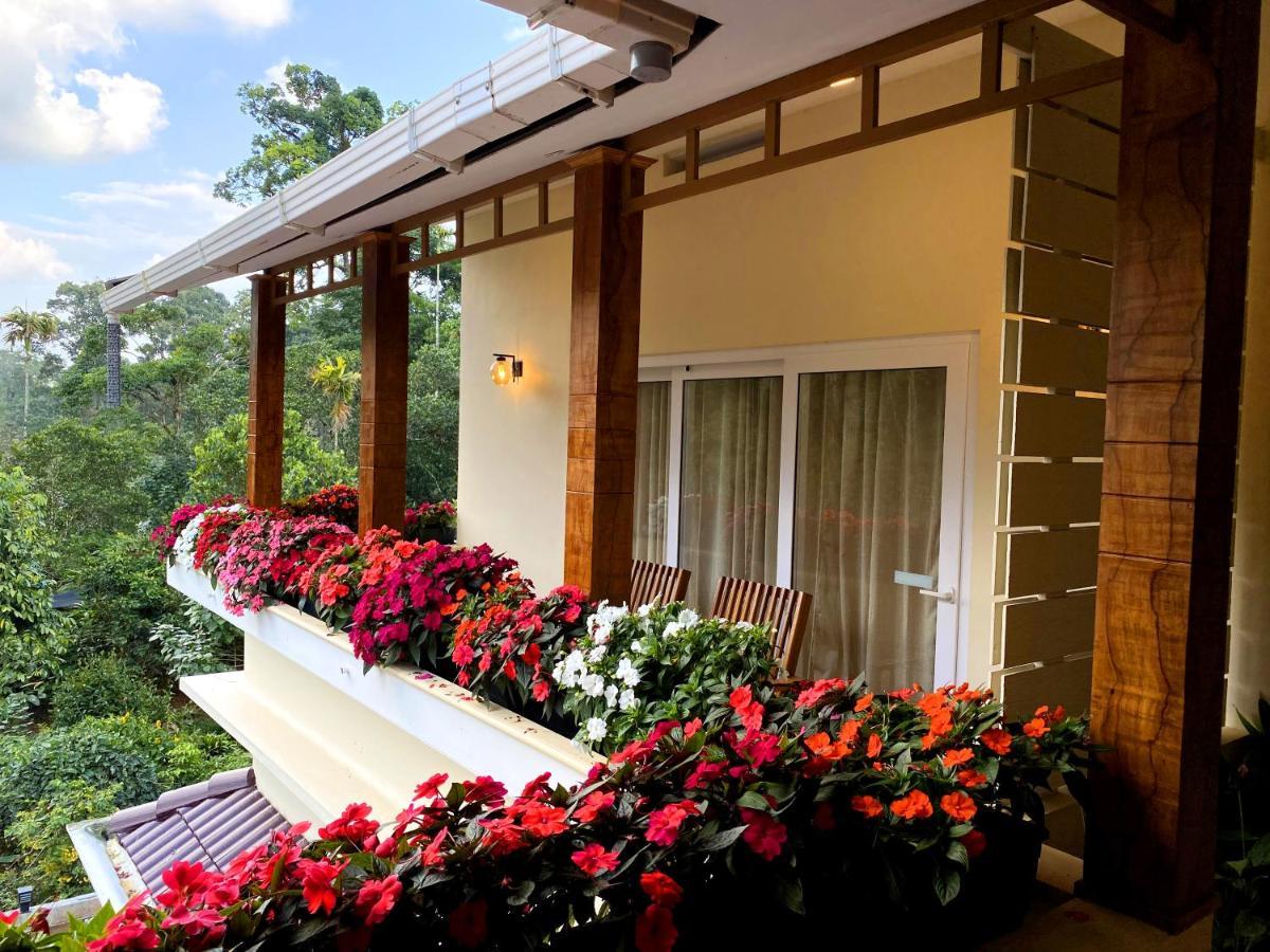 Flower Valley Plantation Homestay Munnar Esterno foto