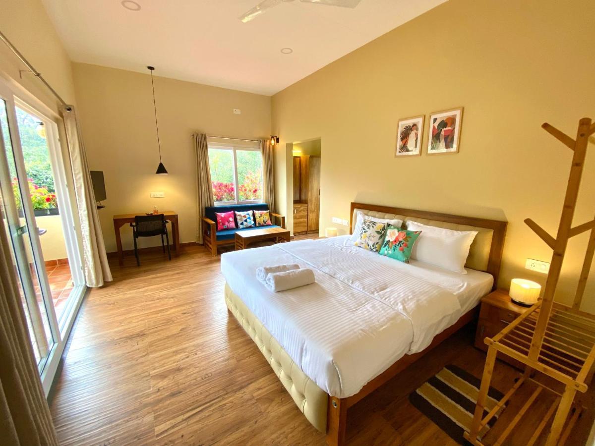 Flower Valley Plantation Homestay Munnar Esterno foto