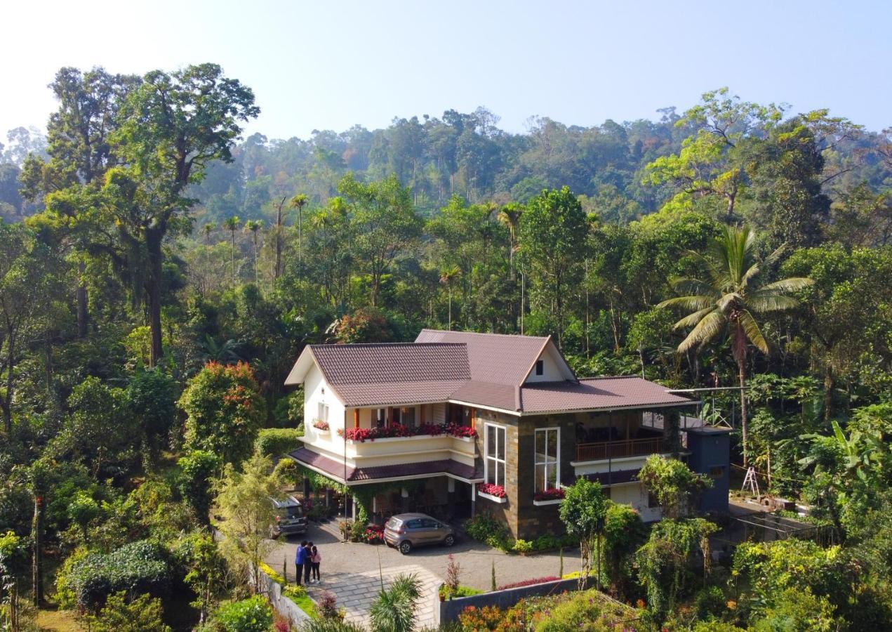 Flower Valley Plantation Homestay Munnar Esterno foto